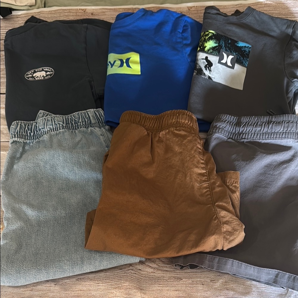 Boys bundle size 10 shorts, large shirts.